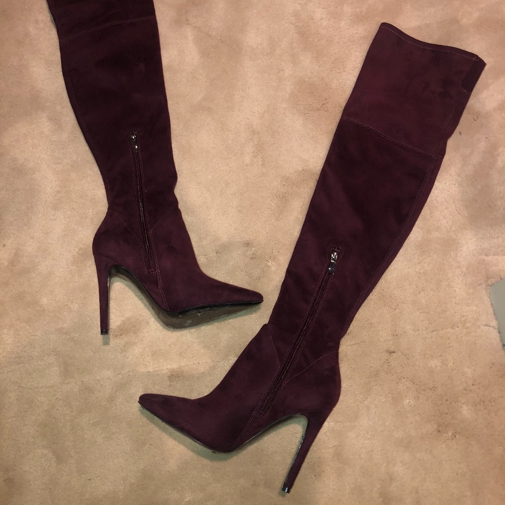 6 Kendall+Kylie Thigh Boots Kayla Burgundy Suede